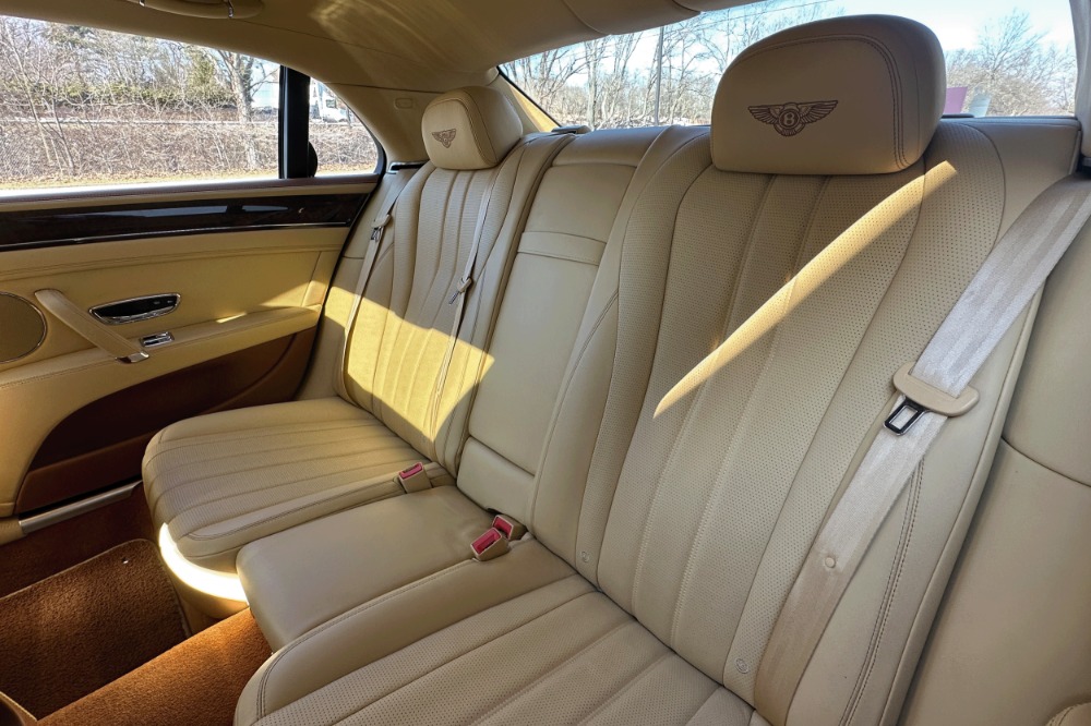 2014 Bentley Flying Spur Image 14