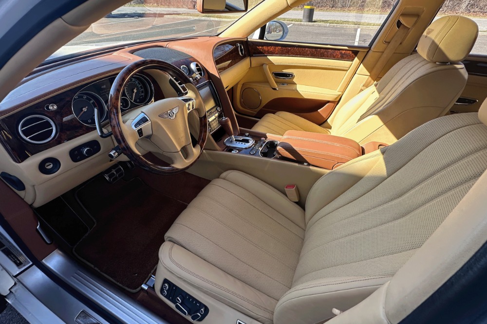 2014 Bentley Flying Spur Image 8