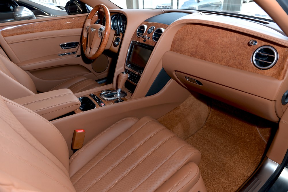 2014 Bentley Flying Spur Image 10