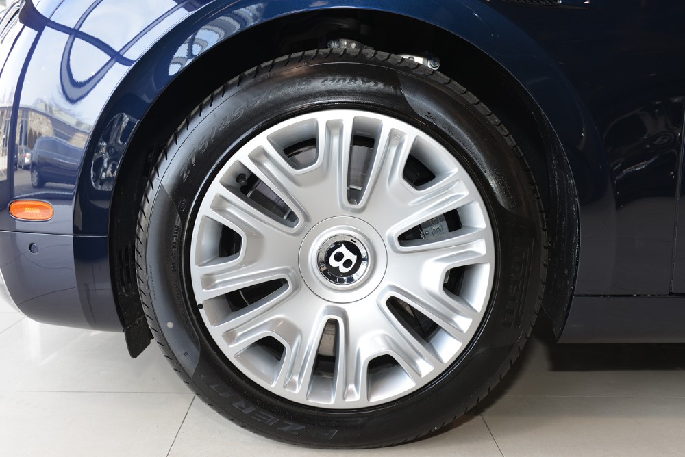 2014 Bentley Flying Spur Image 4