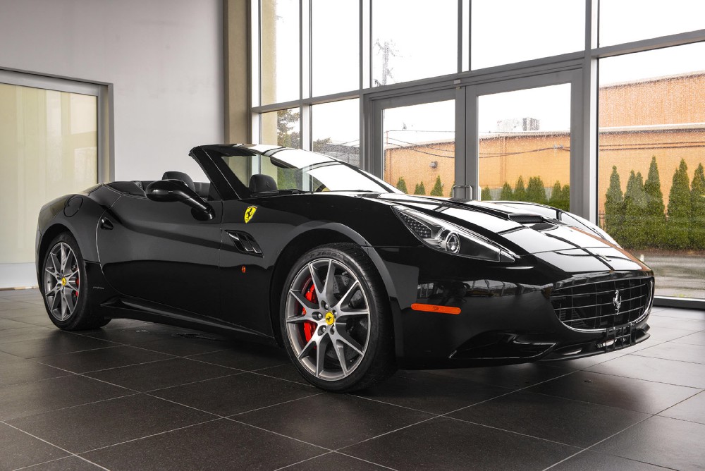 2010 Ferrari California Image 8