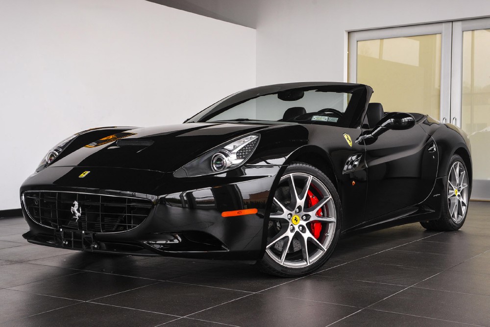 2010 Ferrari California Image 1