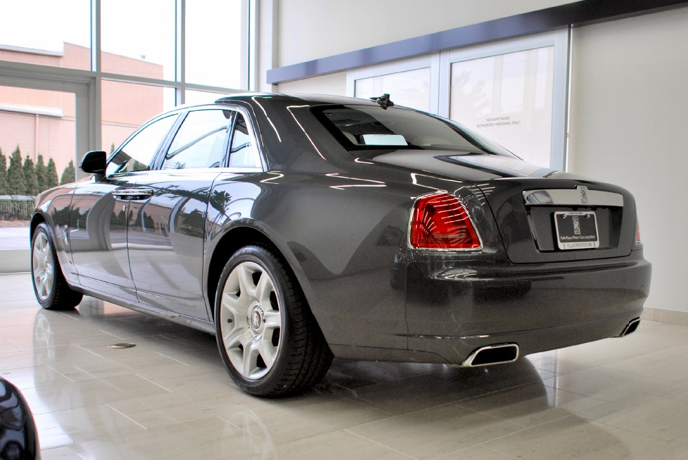 2011 Rolls-Royce Ghost Image 3