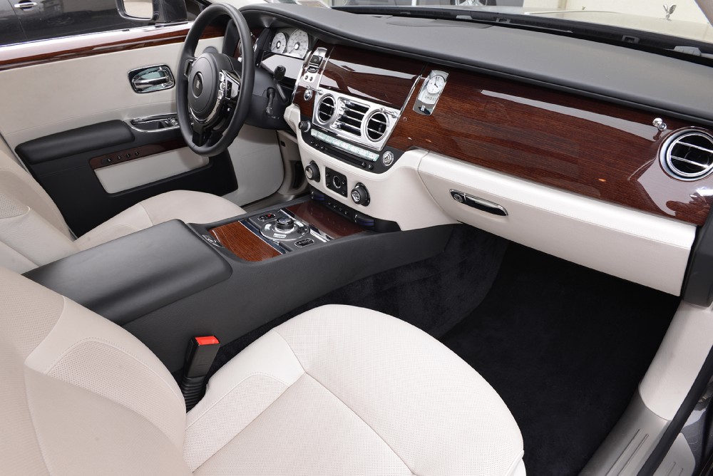 2011 Rolls-Royce Ghost Image 6