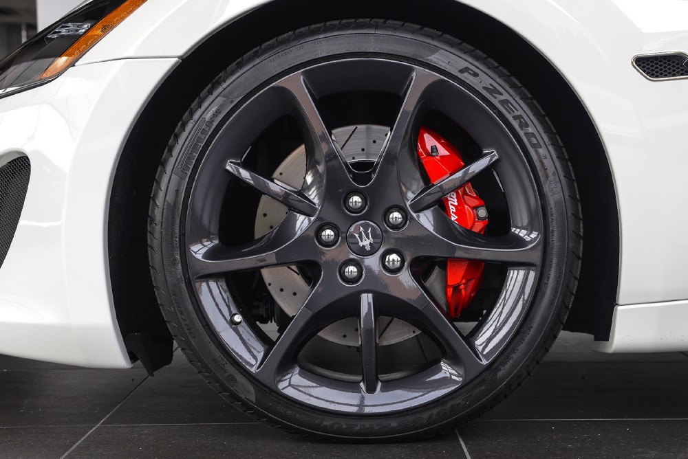 2013 Maserati GranTurismo Image 4