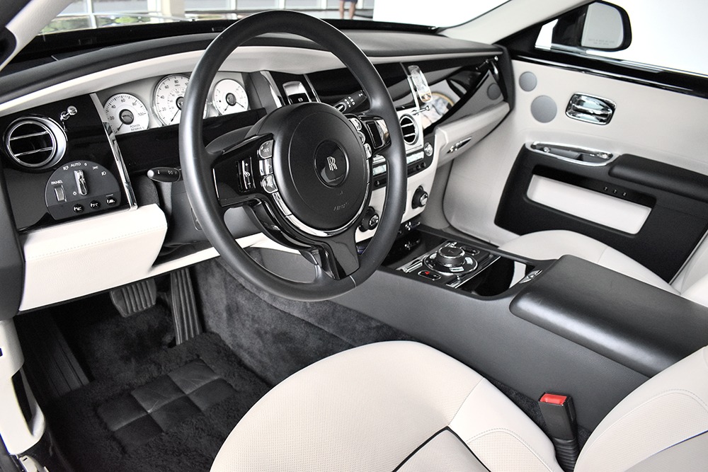 2014 Rolls-Royce Ghost EWB Image 3