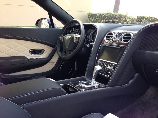 2014 Bentley Continental GT V8 Convertible Image 17