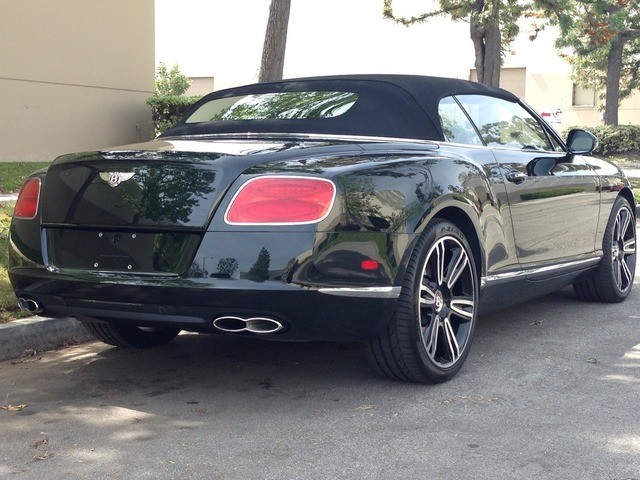 2014 Bentley Continental GT V8 Convertible Image 2