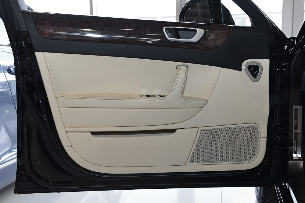 2013 Bentley Continental Flying Spur Image 16