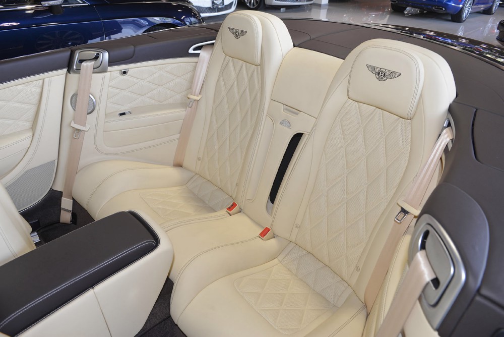 2014 Bentley Continental GT V8 Convertible Image 7