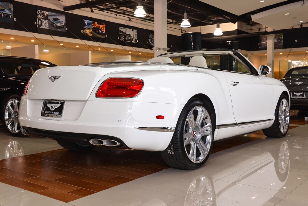 2014 Bentley Continental GT V8 Convertible Image 2
