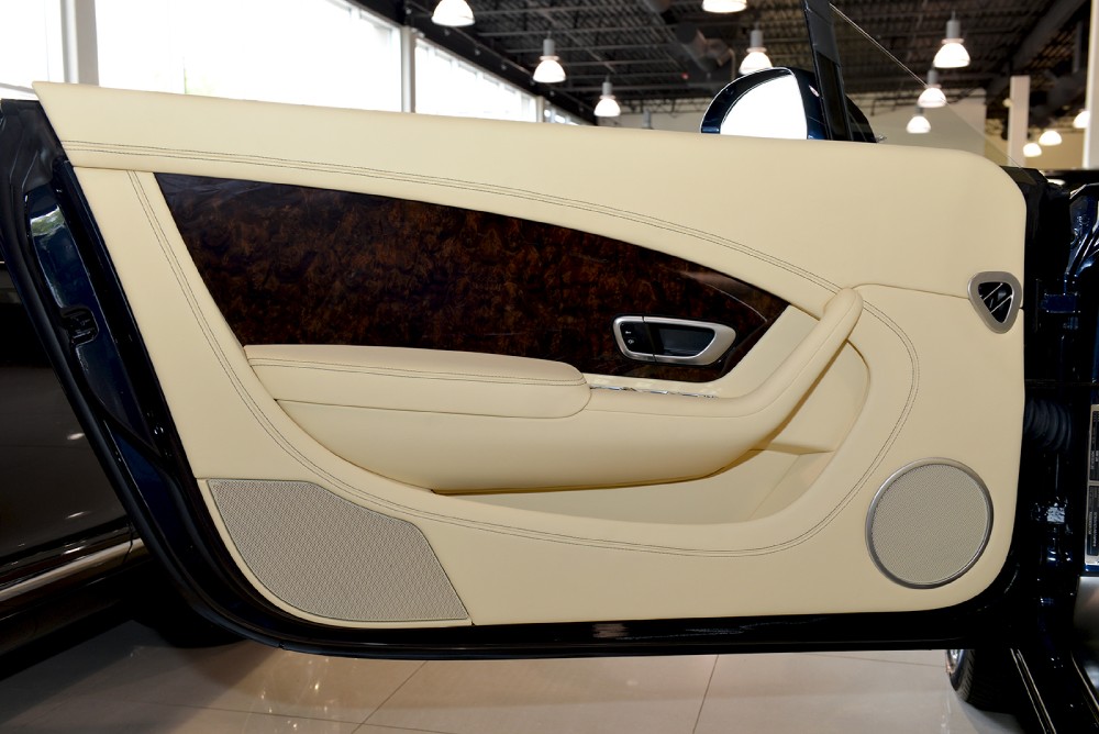 2014 Bentley Continental GT Convertible Image 16
