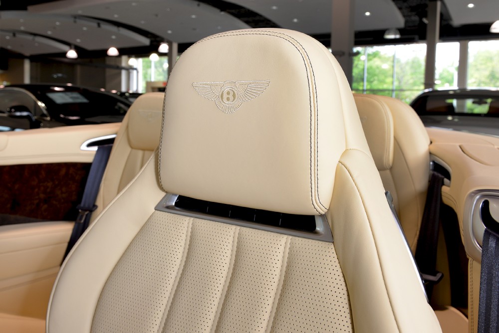 2014 Bentley Continental GT Convertible Image 17