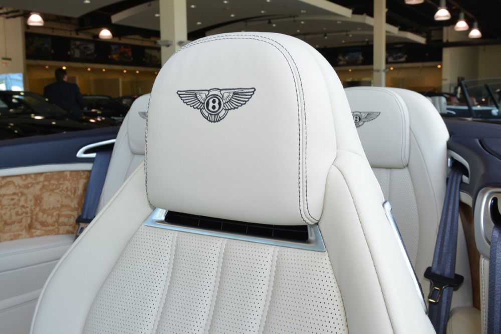 2014 Bentley Continental GT Convertible Image 16