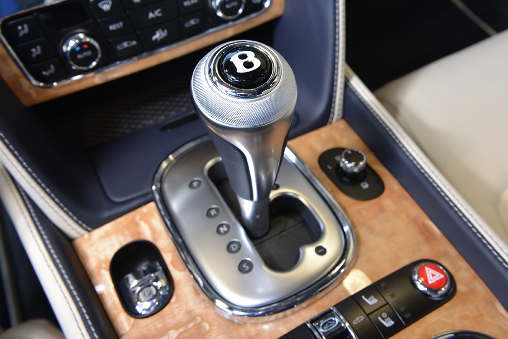 2014 Bentley Continental GT Convertible Image 17