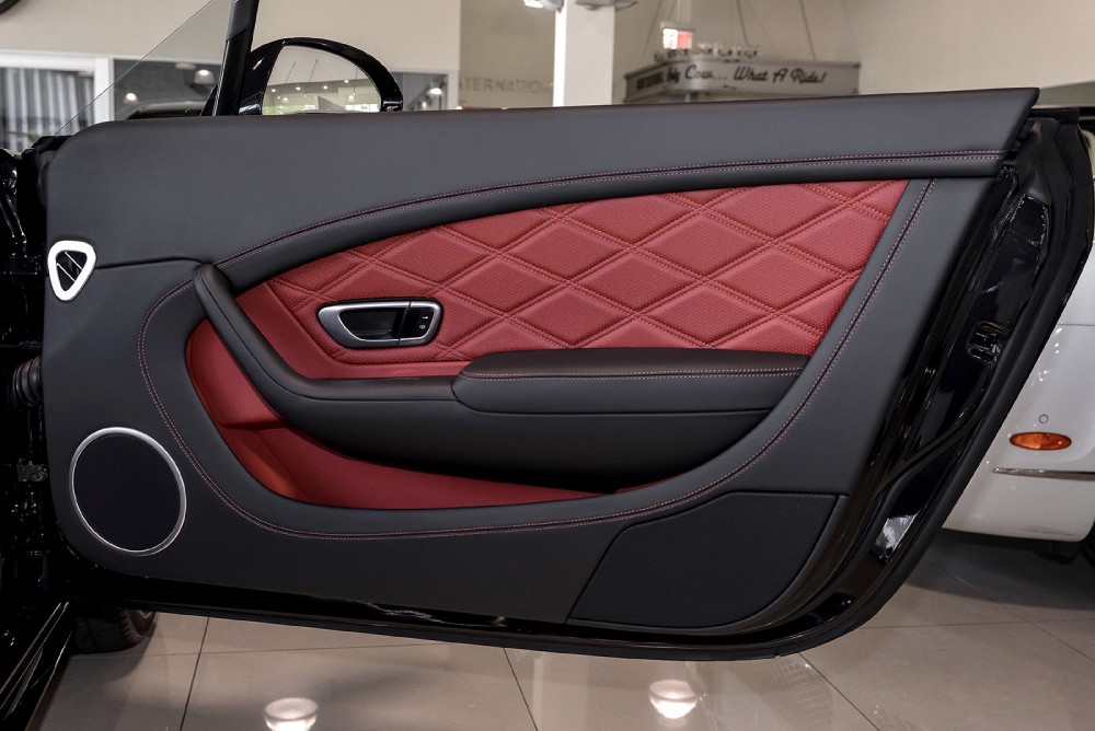 2014 Bentley Continental GT V8 S Convertible Image 16