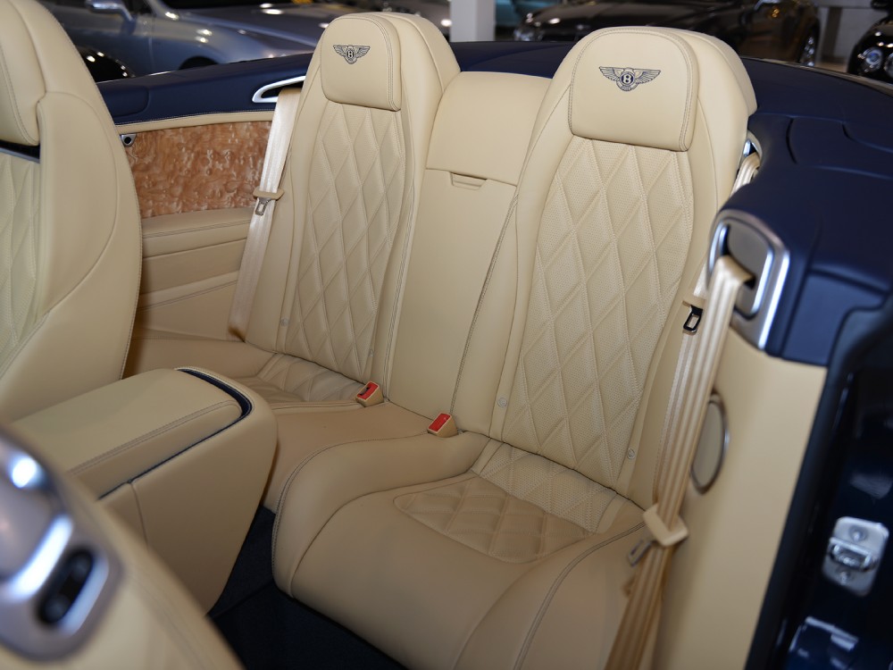 2013 Bentley Continental GT V8 Convertible Image 16