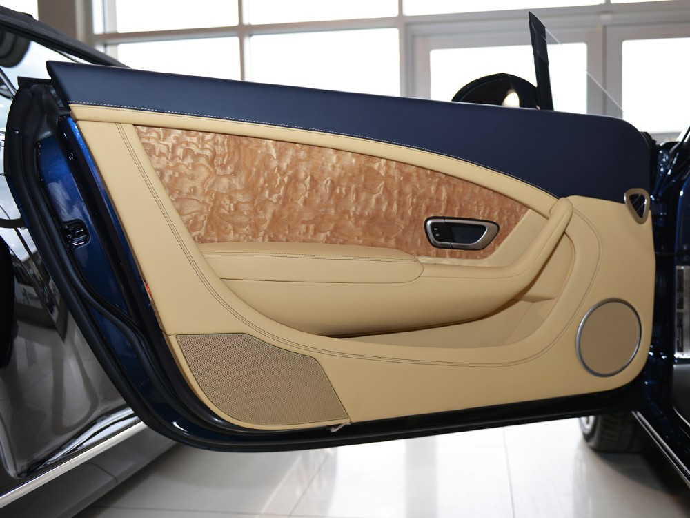 2013 Bentley Continental GT V8 Convertible Image 18