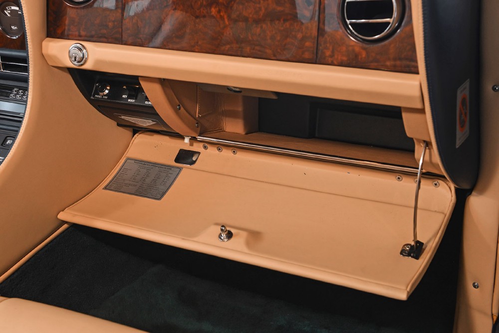 1999 Bentley Continental T Image 26