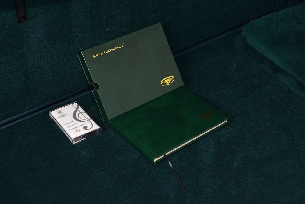 1999 Bentley Continental T Image 35