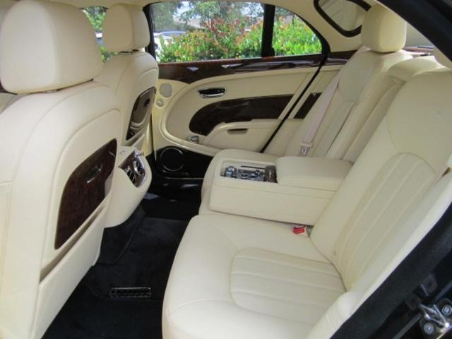 2012 Bentley Mulsanne Image 9