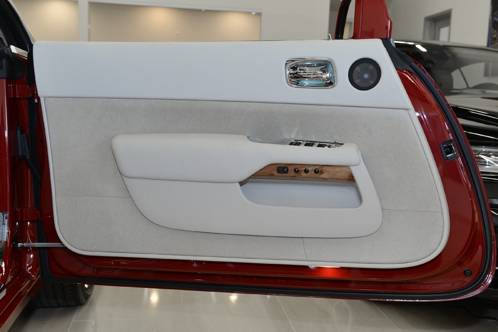 2014 Rolls-Royce Wraith Image 20