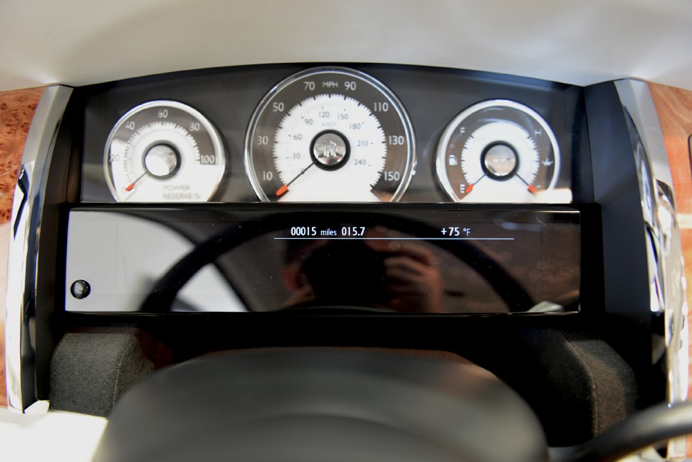 2014 Rolls-Royce Wraith Image 22
