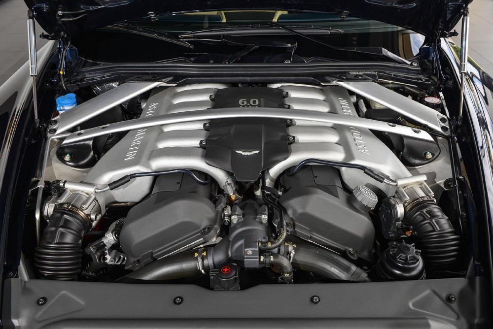 2005 Aston Martin DB9 Image 14