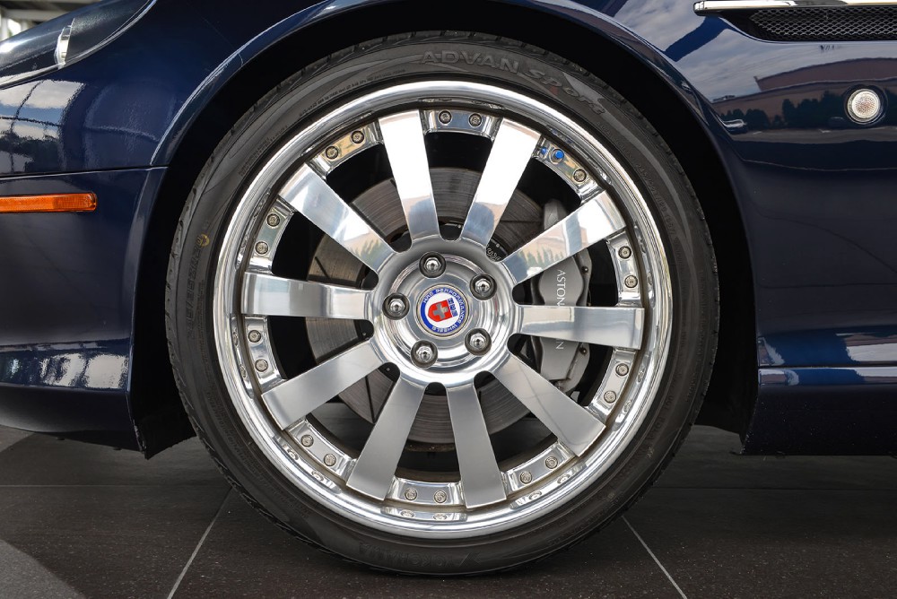 2005 Aston Martin DB9 Image 5
