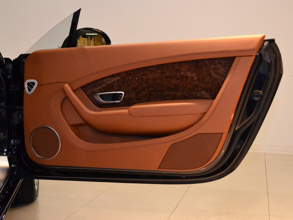 2012 Bentley Continental GT Image 20