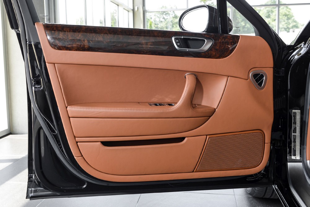 2006 Bentley Continental Flying Spur Image 16