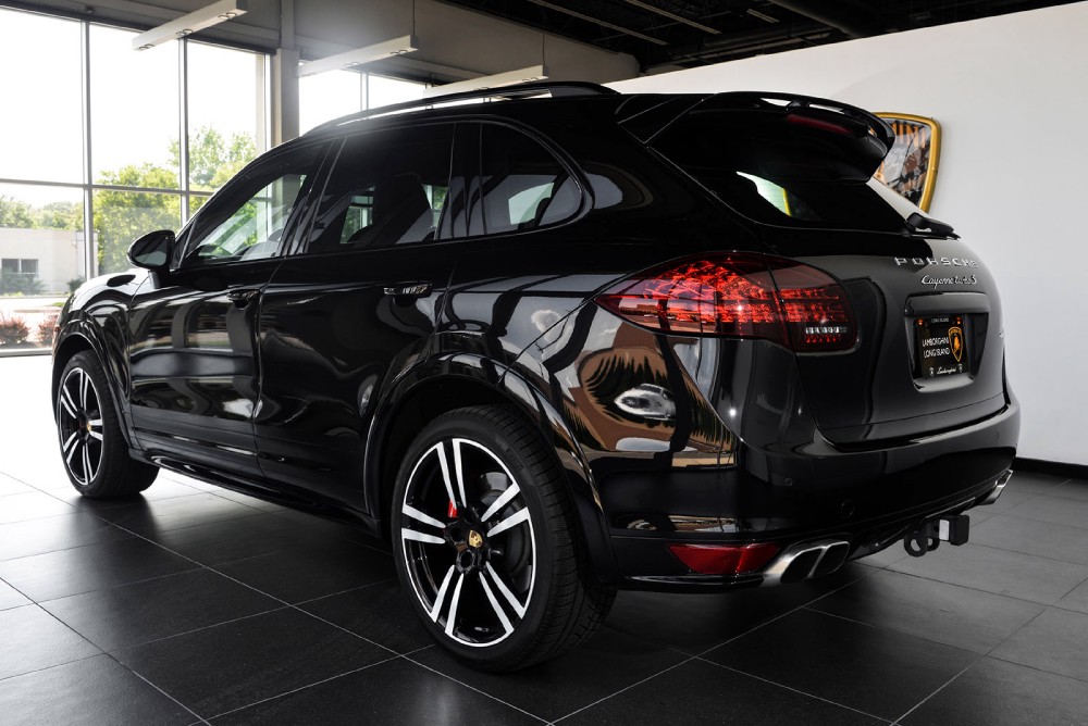 2014 Porsche Cayenne Image 2