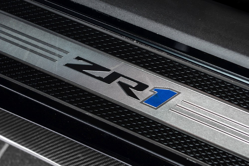 2010 Chevrolet Corvette ZR1 Image 19