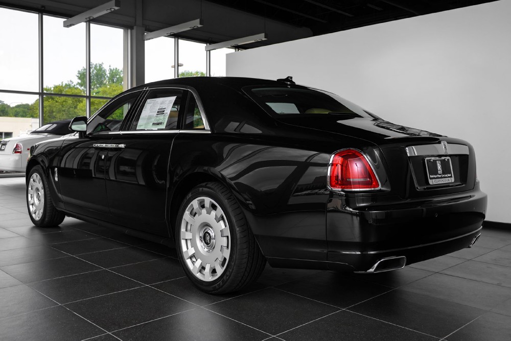 2014 Rolls-Royce Ghost Image 2