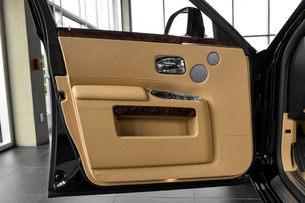 2014 Rolls-Royce Ghost Image 22