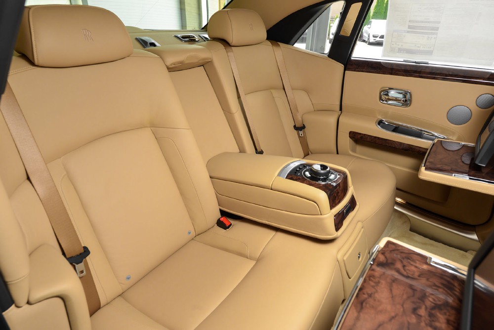 2014 Rolls-Royce Ghost Image 26