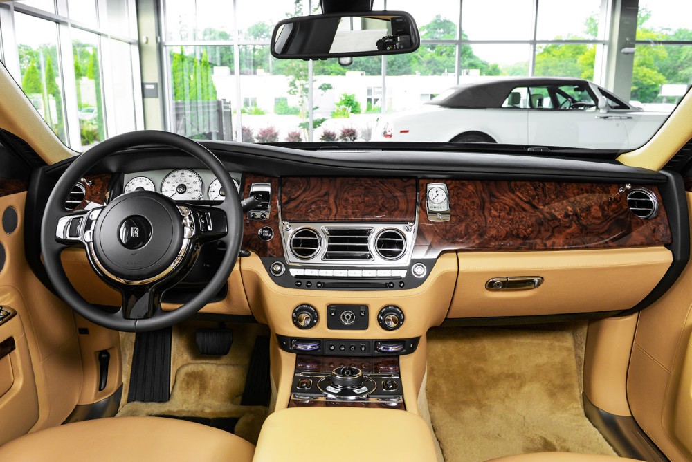 2014 Rolls-Royce Ghost Image 3