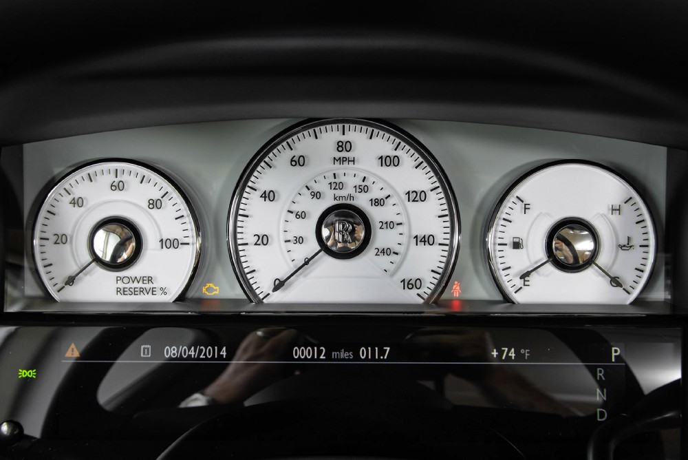 2014 Rolls-Royce Ghost Image 32
