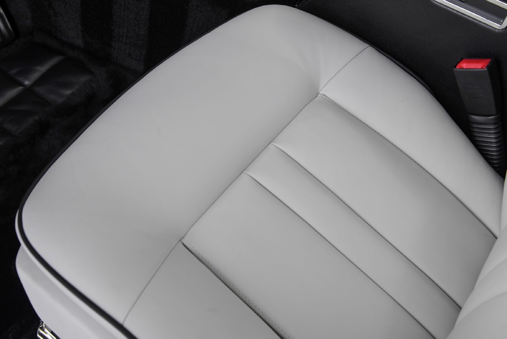 2014 Rolls-Royce Phantom Image 10