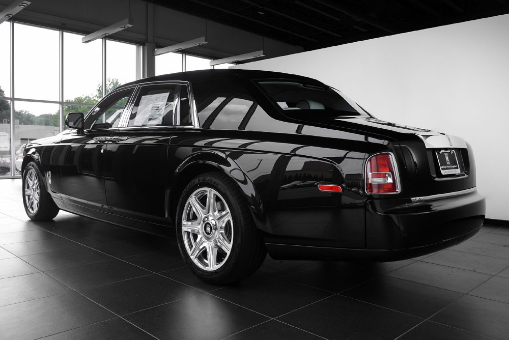 2014 Rolls-Royce Phantom Image 2