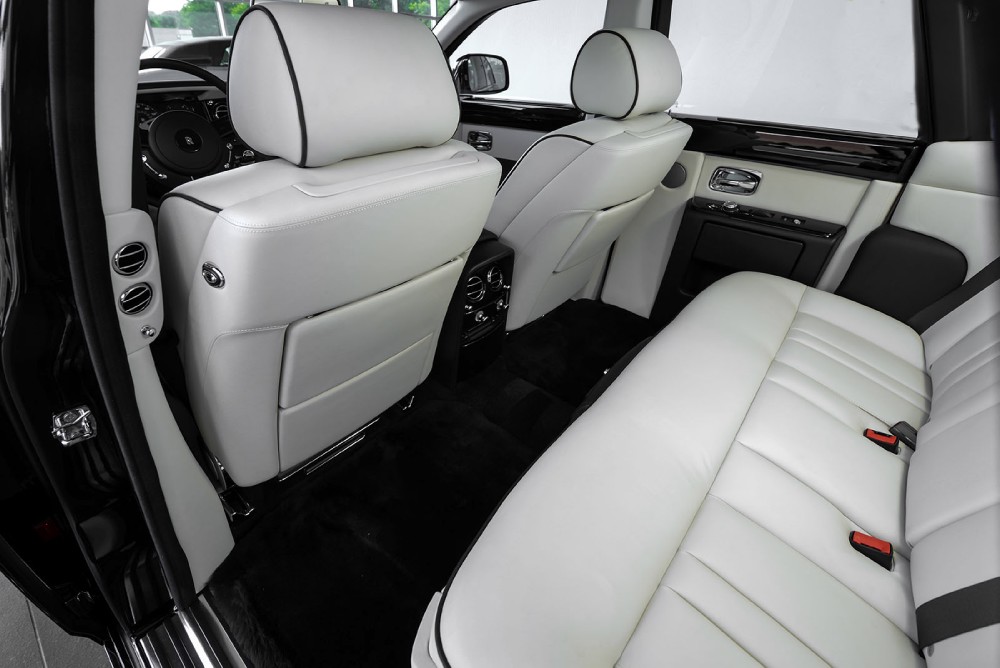 2014 Rolls-Royce Phantom Image 22
