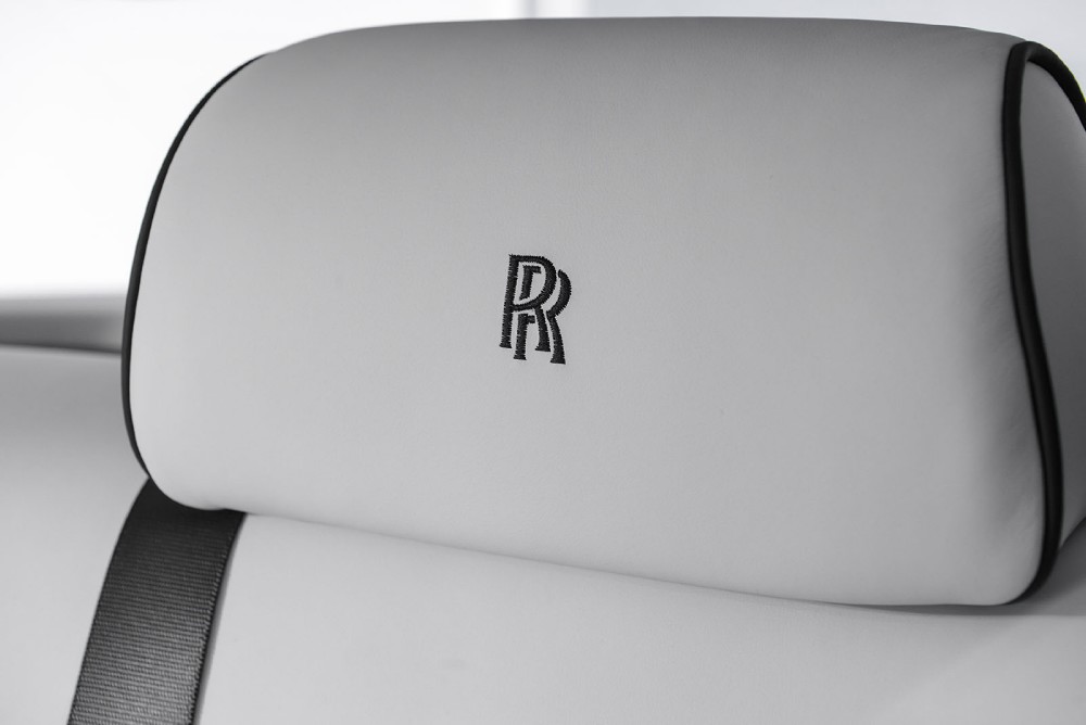 2014 Rolls-Royce Phantom Image 26