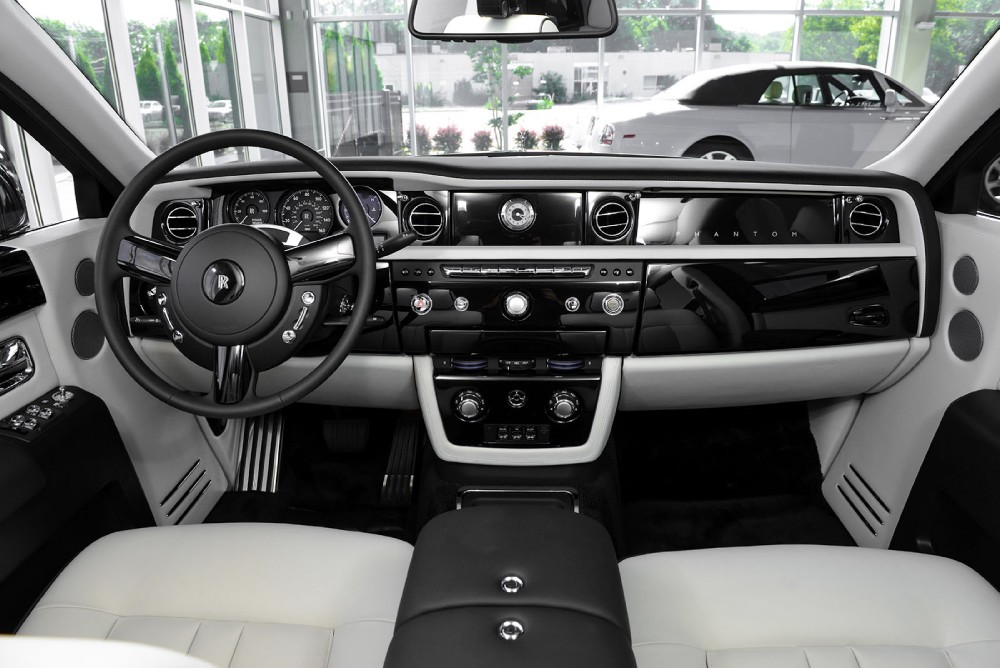 2014 Rolls-Royce Phantom Image 3