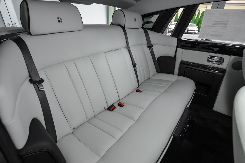 2014 Rolls-Royce Phantom Image 8