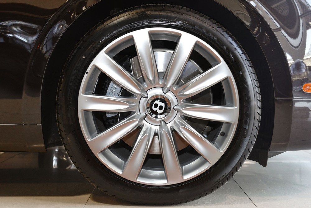 2014 Bentley Flying Spur Image 12
