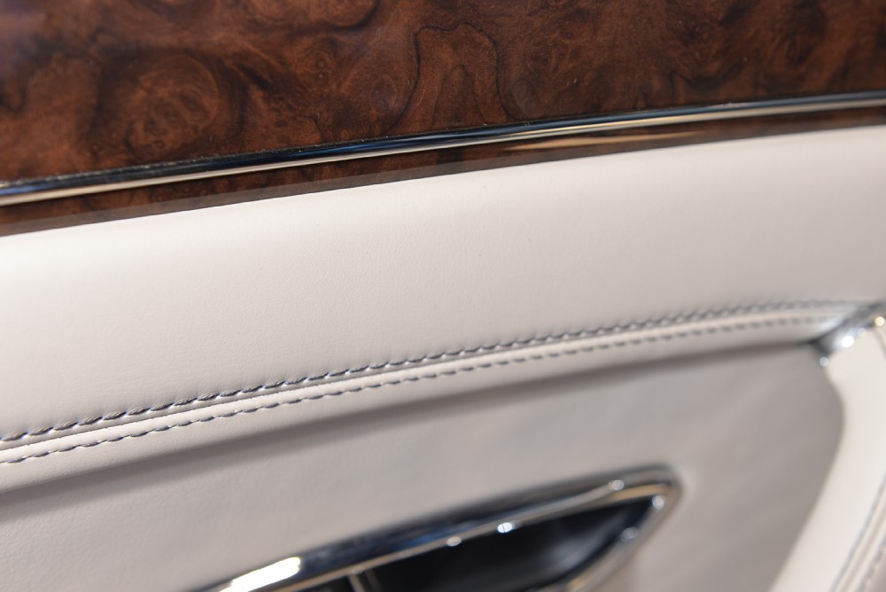 2014 Bentley Flying Spur Image 10