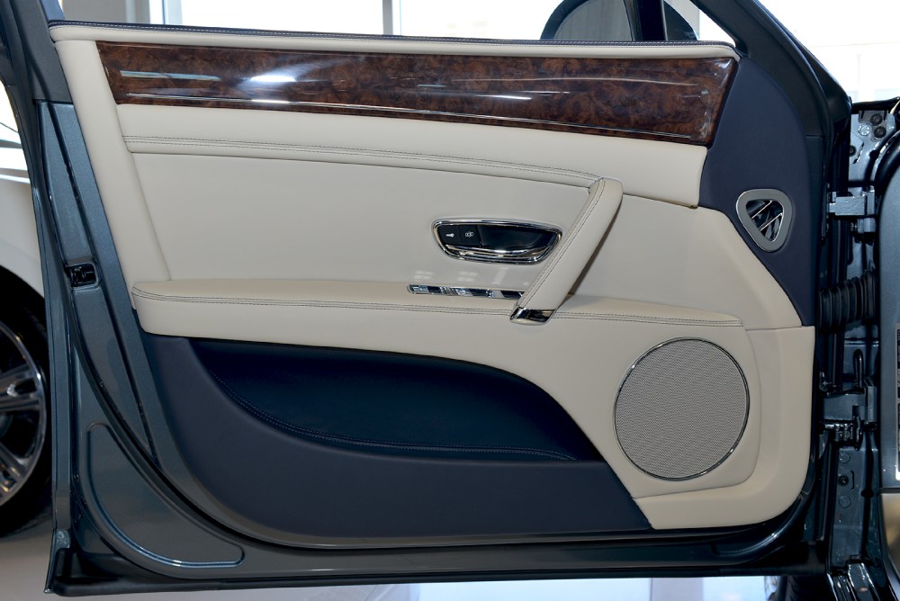 2014 Bentley Flying Spur Image 12