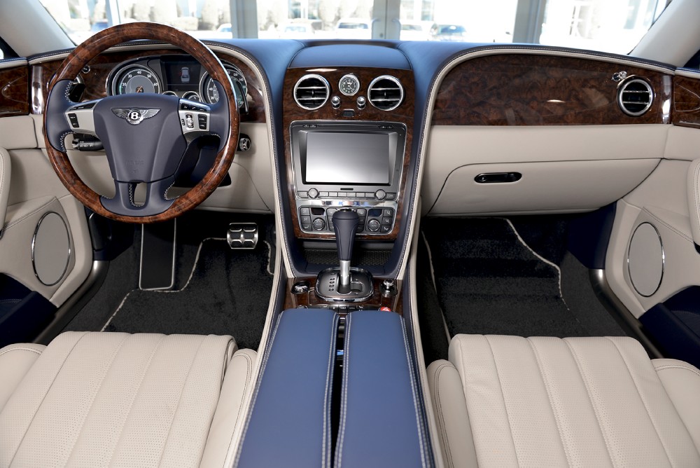 2014 Bentley Flying Spur Image 3
