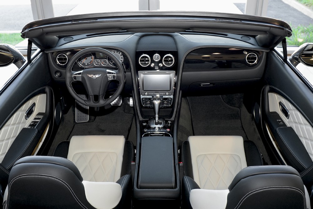 2014 Bentley Continental GT V8 Convertible Image 4
