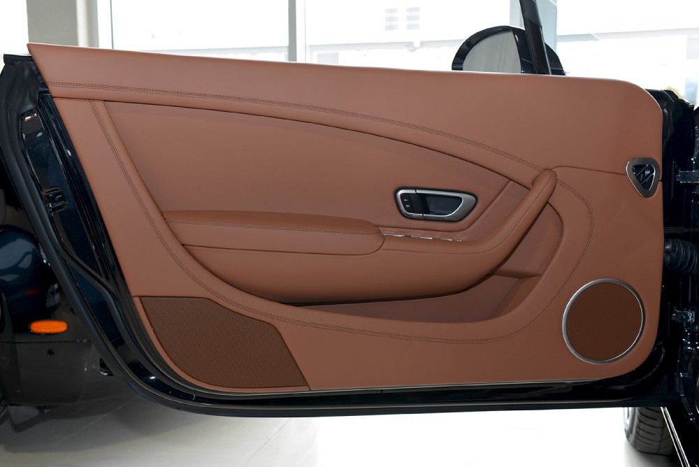 2014 Bentley Continental GT V8 Convertible Image 14